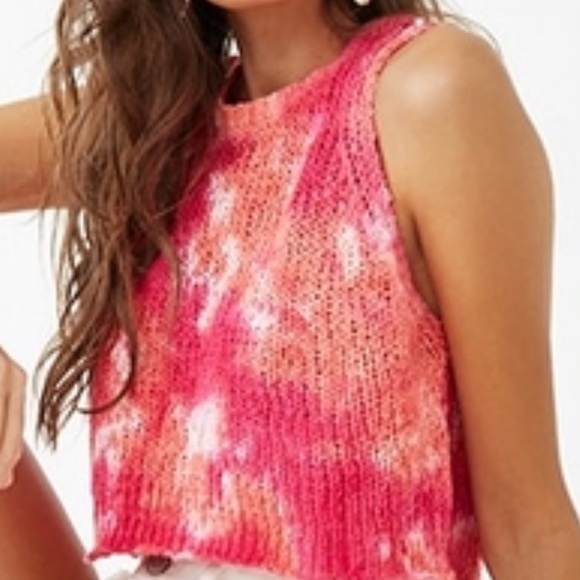 Forever 21 Tops - 🍭🍬Forever 21 Pink Tie Dye Crop Top